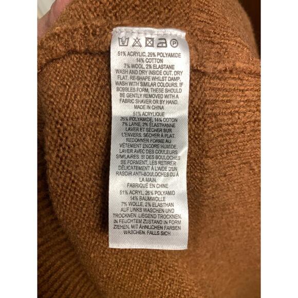 French Connection Soft Brown Boxy Oversized V-Neck Sweater Size XS NWT - Picture 5 of 7